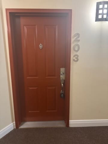 Building Photo - This charming 1-bedroom, 1-bathroom home o...