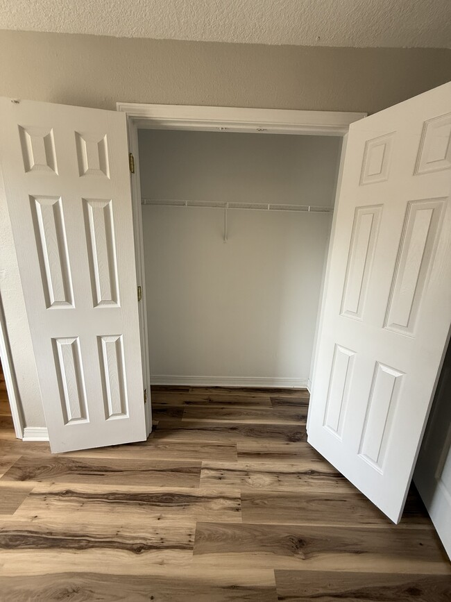 Building Photo - 1625 Martin Bluff Rd