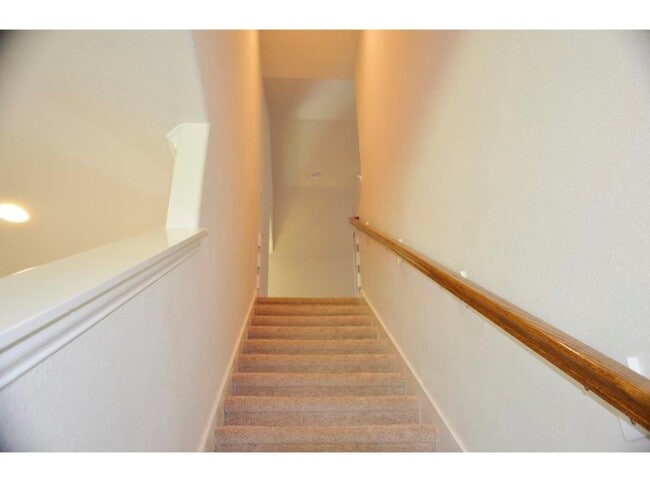 Building Photo - 13743 McKinney Creek Ln