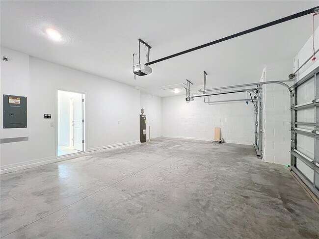 Building Photo - 1679 Meadowlark Dr