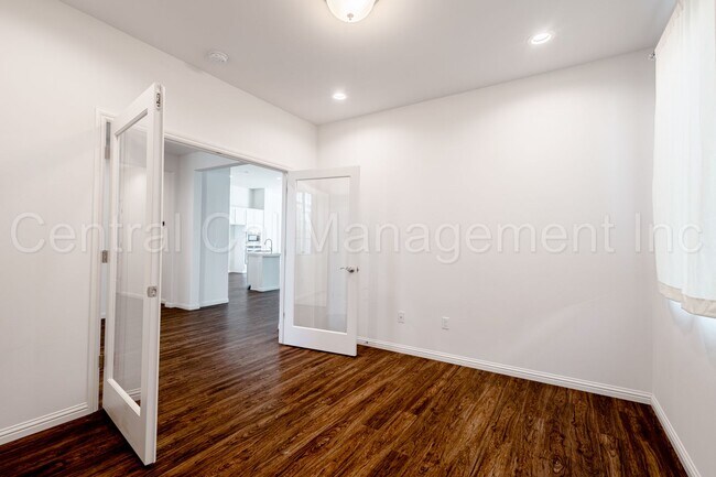 Building Photo - 4 Bedroom/3 Bath Home with Office and Paid Solar - $3395 Per Month!