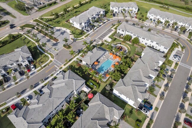 Building Photo - 11881 NW 46th St