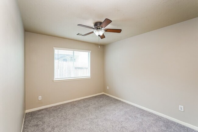 Building Photo - 1710 Leafhopper Ln