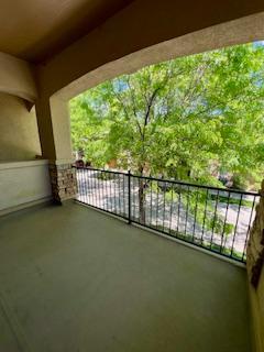 Building Photo - 1703 Whitehall Dr