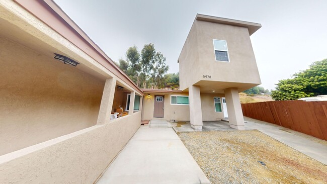 Building Photo - 5976-5978 Baja Dr