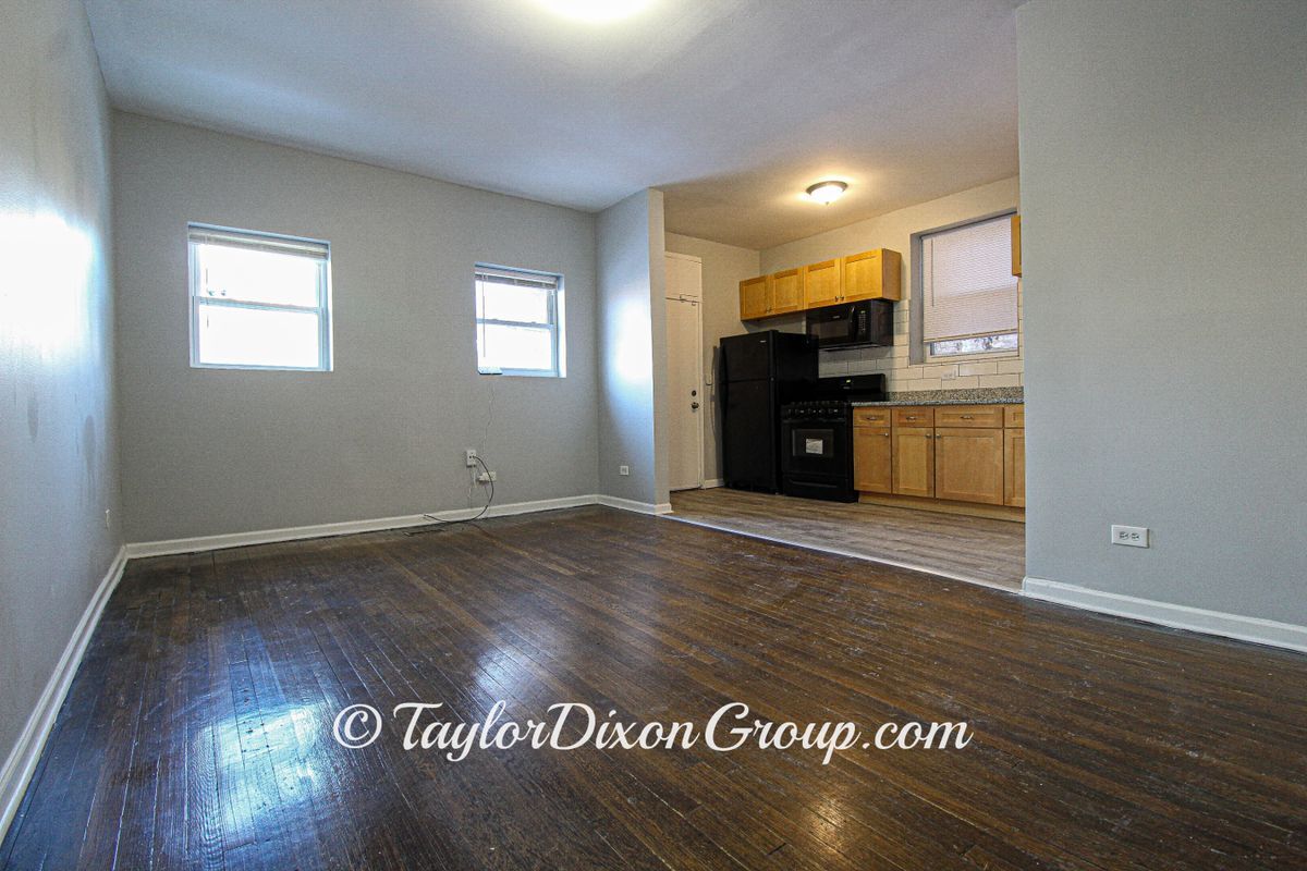 Building Photo - 6607 S Greenwood Ave