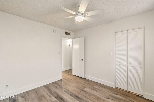 Building Photo - 9020 N 29th St