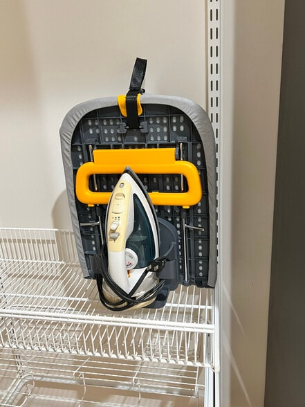 Building Photo - 3236 Cattaraugus Ave