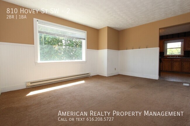 Building Photo - 810 Hovey St SW