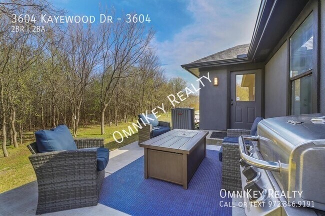 Building Photo - 3604 Kayewood St