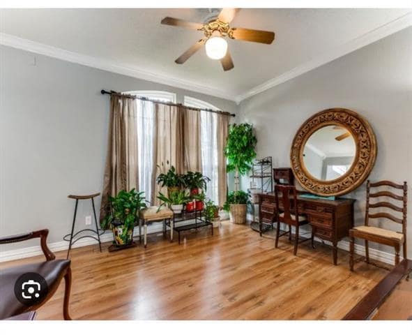 Building Photo - 2306 Edinburgh Way