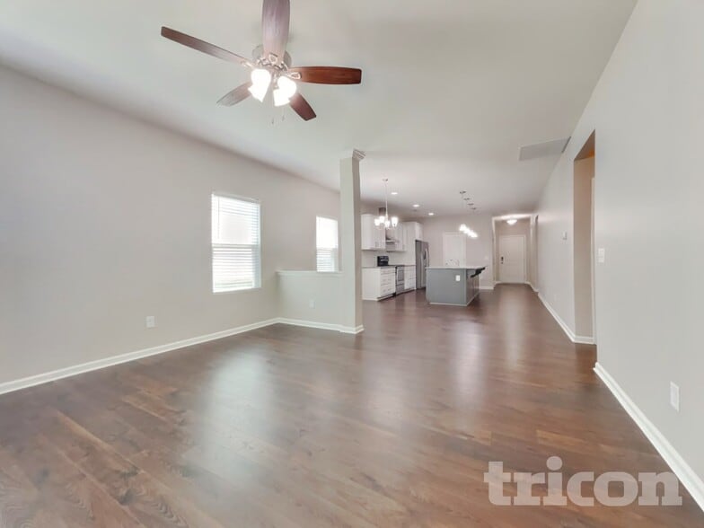 Building Photo - 1064 Bitting Hall Cir