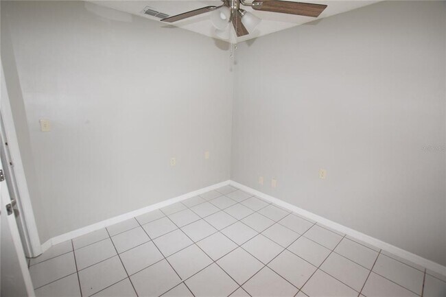 Building Photo - 1023 Cranberry Dr