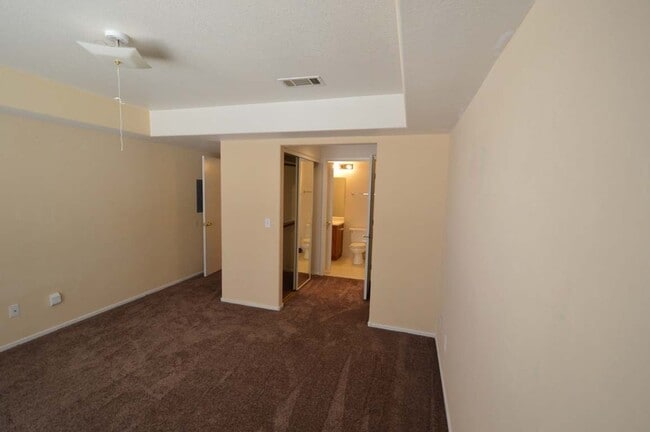 Building Photo - 1420 Jamielinn Ln