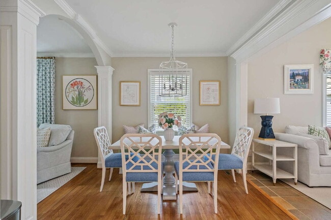 Building Photo - Charming Raleigh Retreat: 4-Bedroom Haven ...