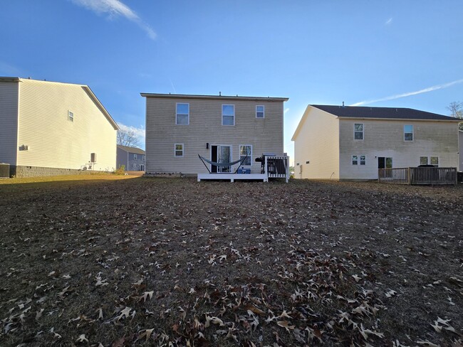 Building Photo - 335 Niblick Dr