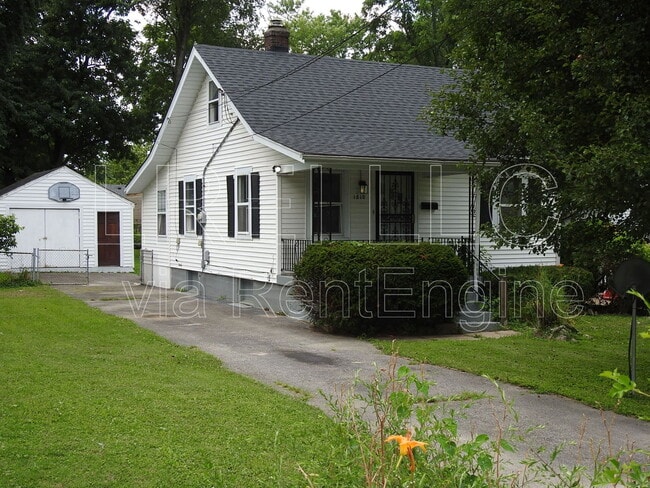 Building Photo - 1810 Fust Ave