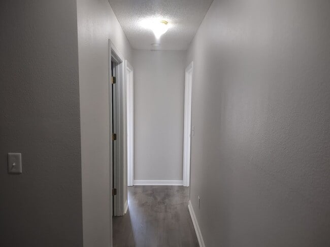 Building Photo - Wonderful Four Bedroom Home in Northeast C...