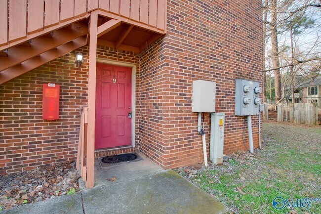 Building Photo - 4914 Cotton Row NW