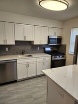Building Photo - 2467 NJ-10