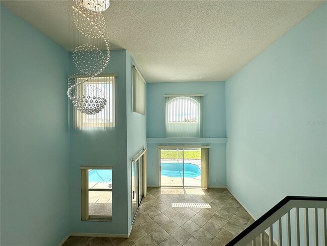 Building Photo - 244 Coralwood Ct