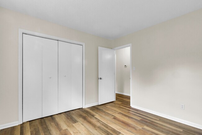 Building Photo - 120 Tar Heel Dr