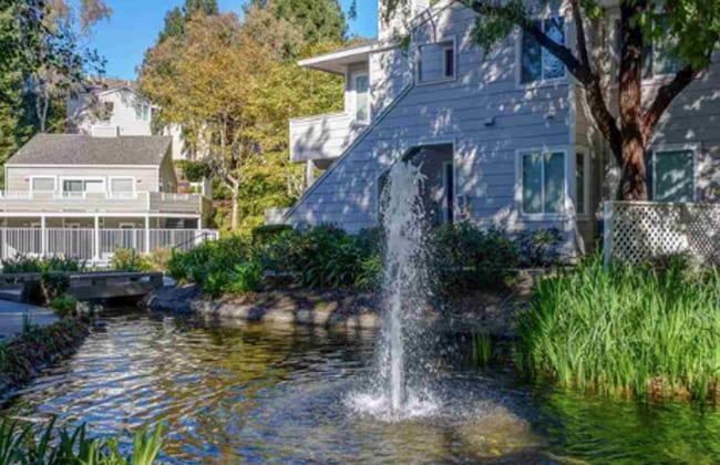 Building Photo - The Foothills Condo, 2 BD / 2 BA Single St...