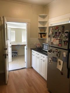 Building Photo - Unit