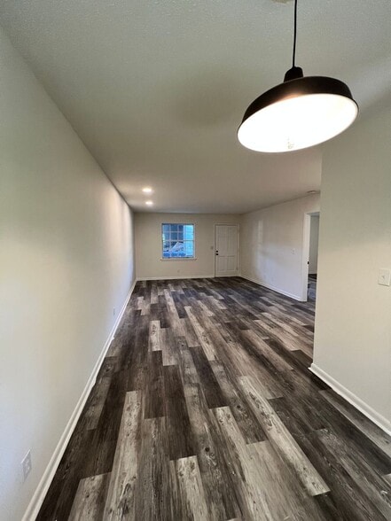 Building Photo - 2845 Dayton Blvd