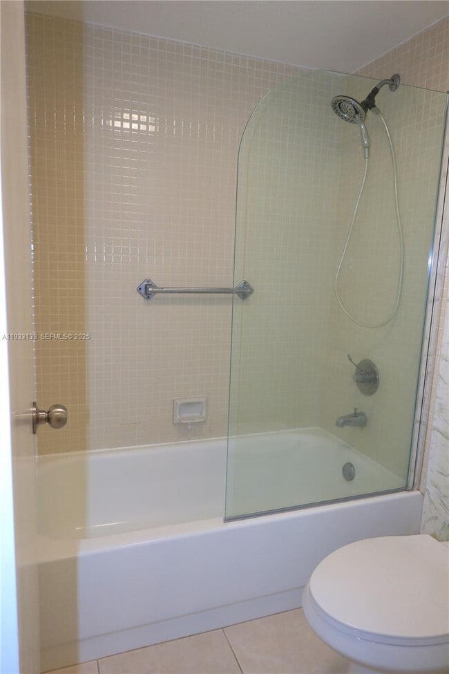 Building Photo - 20515 E Country Club Dr