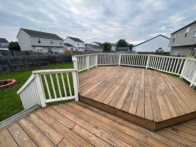 Building Photo - 1767 Damos Way