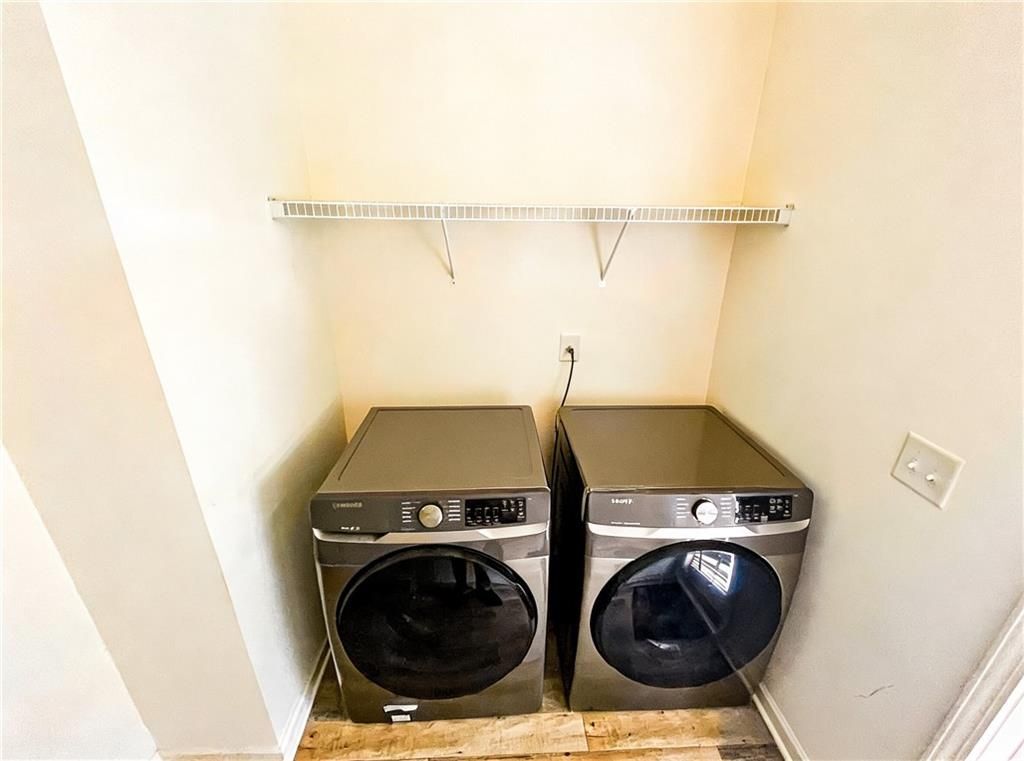 Building Photo - 602 Lofty Ln