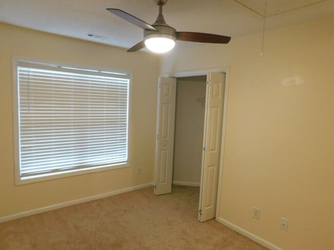 Building Photo - Duplex in Havelock