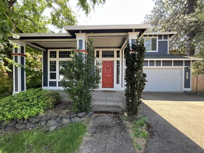 Building Photo - Beautiful 5BD/3BA Home with Soaking Tub, Island Kitchen & Attached 2-Car Garage