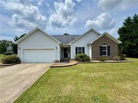 Building Photo - 230 Hunters Creek Dr