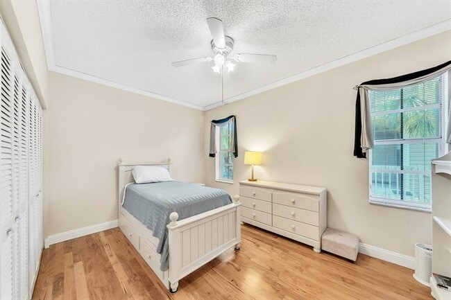 Building Photo - 7644 Elm Ridge Dr