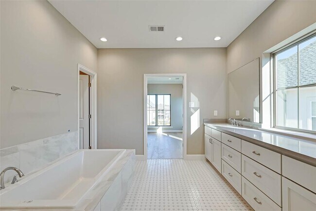 Building Photo - 25242 Calhoun Creek Dr