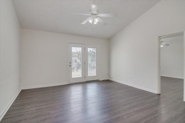 Building Photo - 968 Cammaron Way
