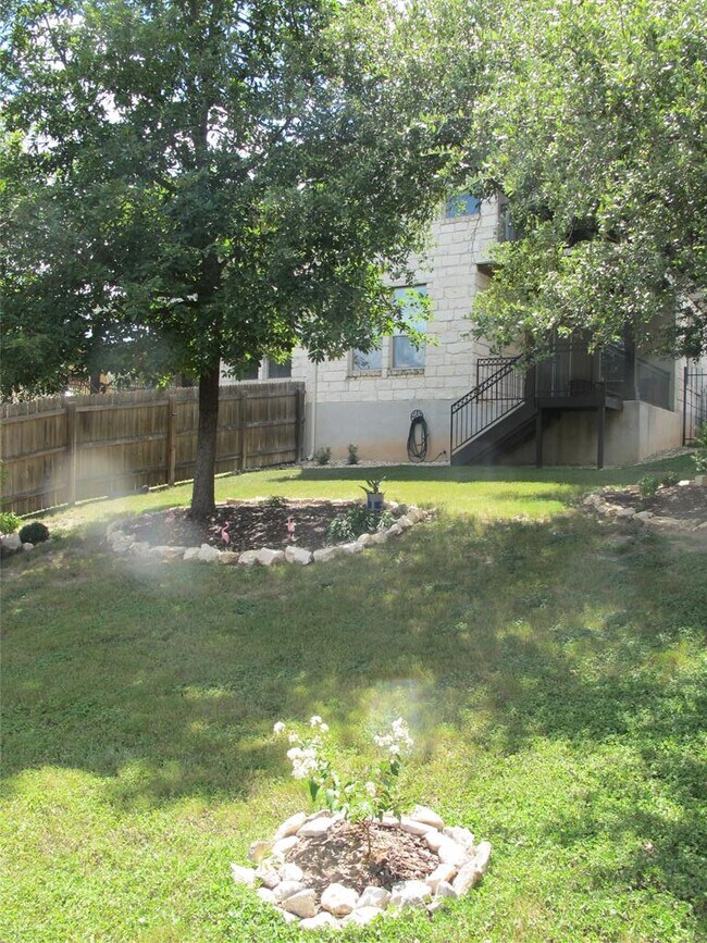 Building Photo - 509 S Meadowlark St