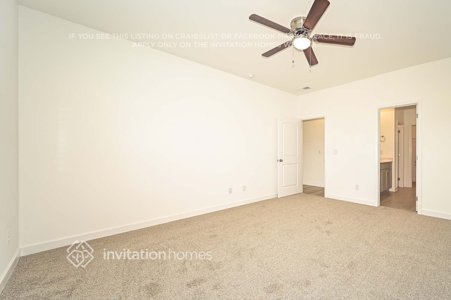 Building Photo - 271 W Millbrook Dr