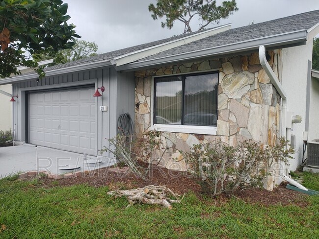 Primary Photo - 26 Golfview Ct