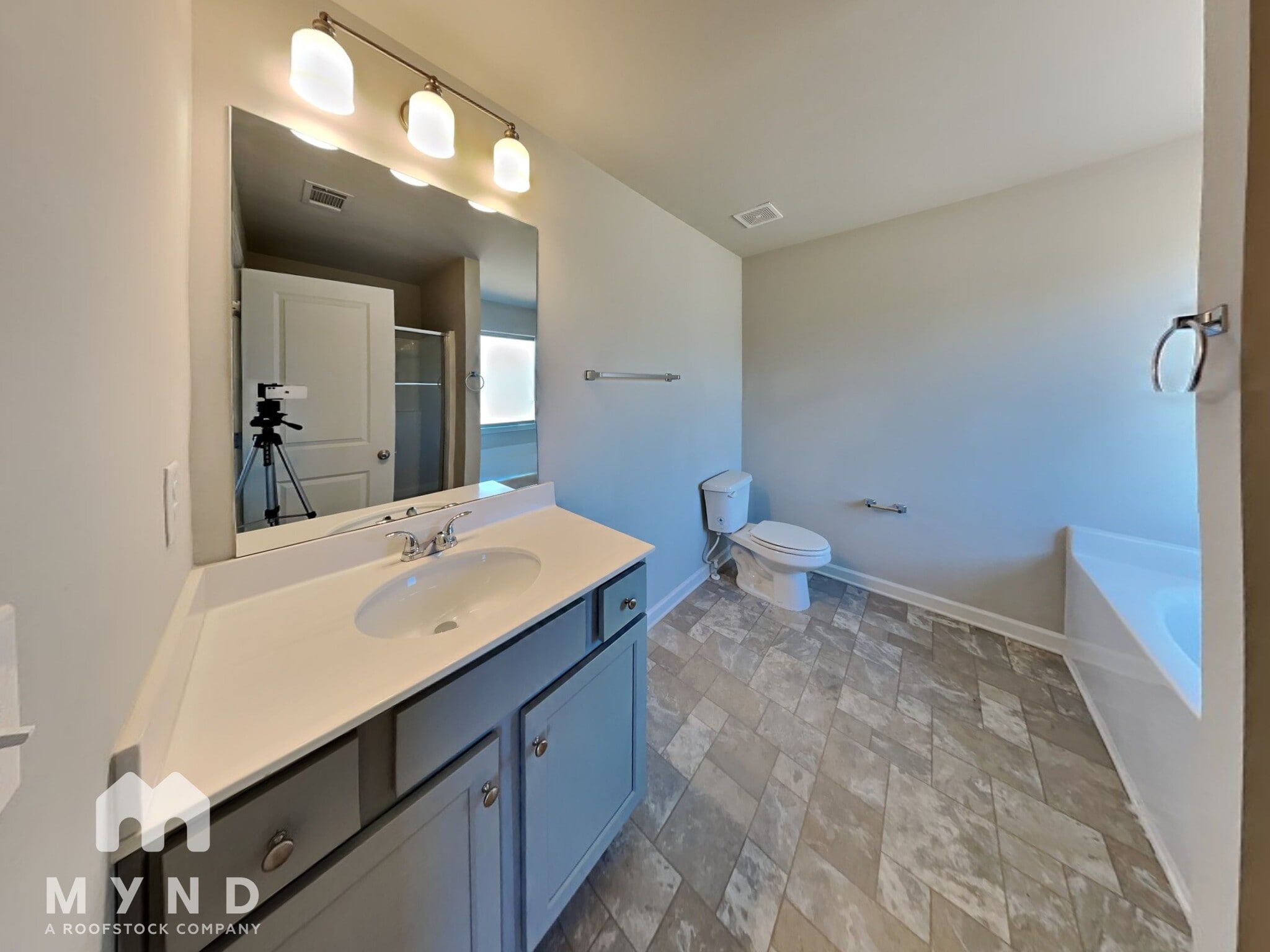 Building Photo - 238 Hydrangea Ct