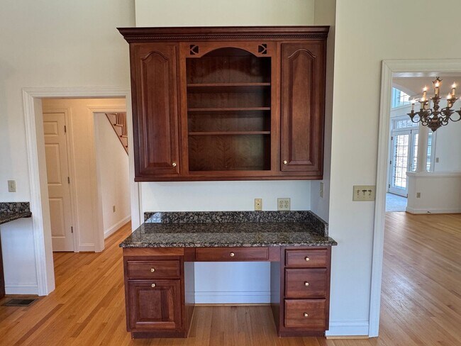 Building Photo - South AVL - Grand Residence in The Cotswol...