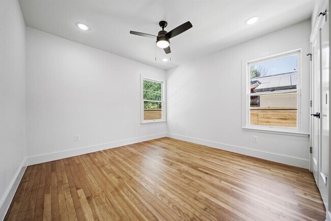 Building Photo - 1719 Aggie Ln