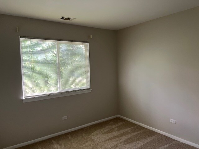 Building Photo - 629 N Deer Run Dr