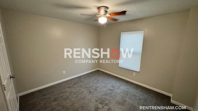 Building Photo - 3017 Chelsea Ave