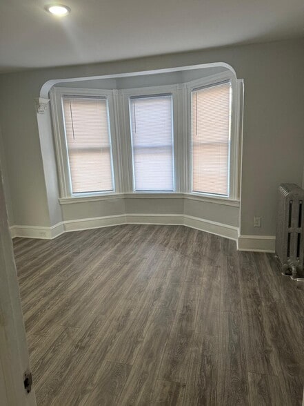 Building Photo - 3550 N Marshall St