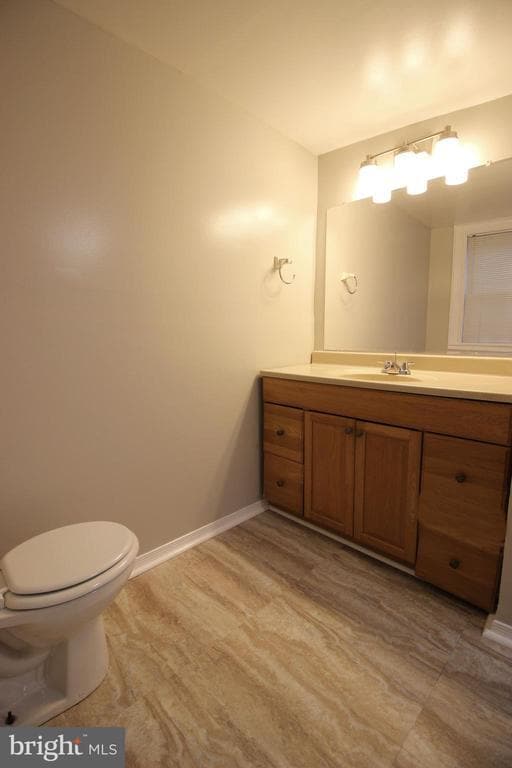 Building Photo - 3501 Chestnut Ave