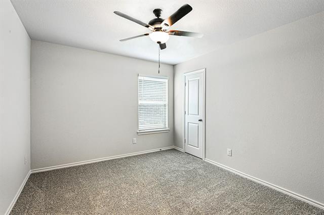 Building Photo - 513 Bronze Cir W