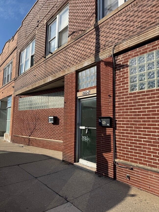 Building Photo - 2602 W 47th St